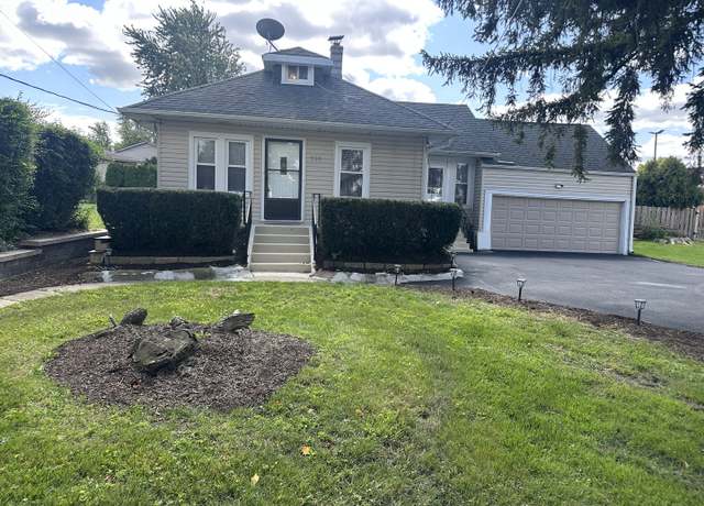 Property at 520 E Green St, Bensenville, IL 60106, 3 beds, 1 bath