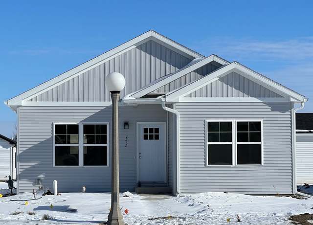 Property at 1212 S Smith Rd, Urbana, IL 61802, 3 beds, 2 baths