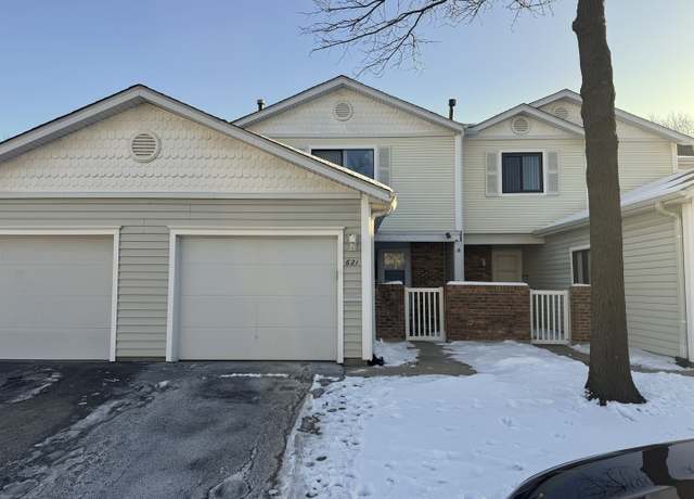 Property at 621 Breakers Pt, Schaumburg, IL 60194, 3 beds, 2.5 baths
