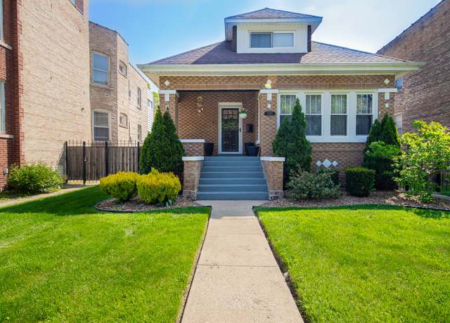 Property at 10215 S Charles St, Chicago, IL 60643, 4 beds, 3 baths