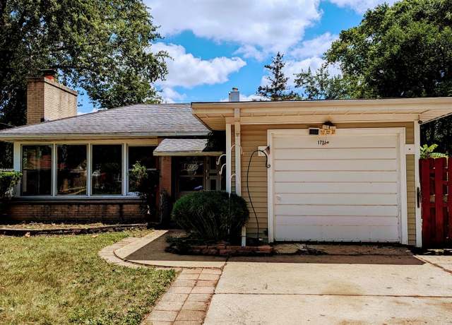 Property at 1721 Maple St, Des Plaines, IL 60018, 2 beds, 2 baths