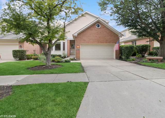 Property at 2086 Hallmark Ct, Wheaton, IL 60187, 4 beds, 3.5 baths