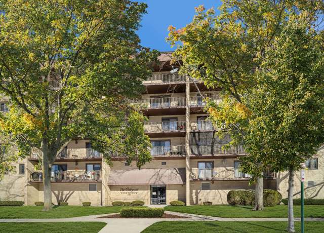 Property at 1380 Oakwood Ave #306, Des Plaines, IL 60016, 2 beds, 2 baths