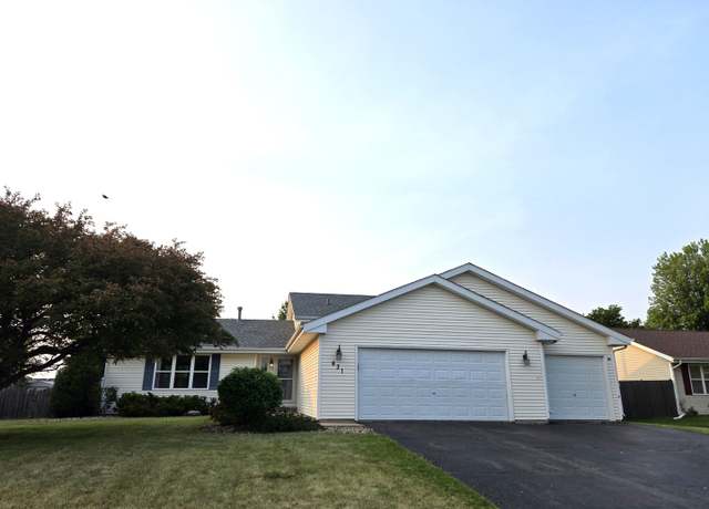 Property at 631 Angelica Ln, Roscoe, IL 61073, 4 beds, 2 baths