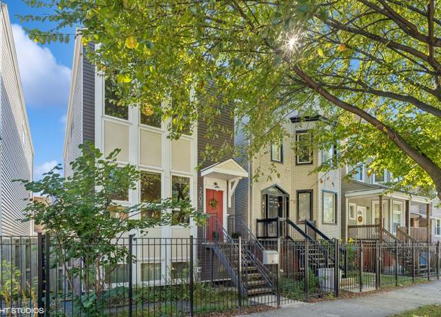 Property at 3505 W Mclean Ave, Chicago, IL 60647, 4 beds, 3.5 baths