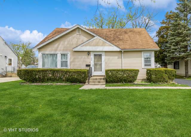 Property at 236 Hayes Dr, Northlake, IL 60164, 3 beds, 2 baths