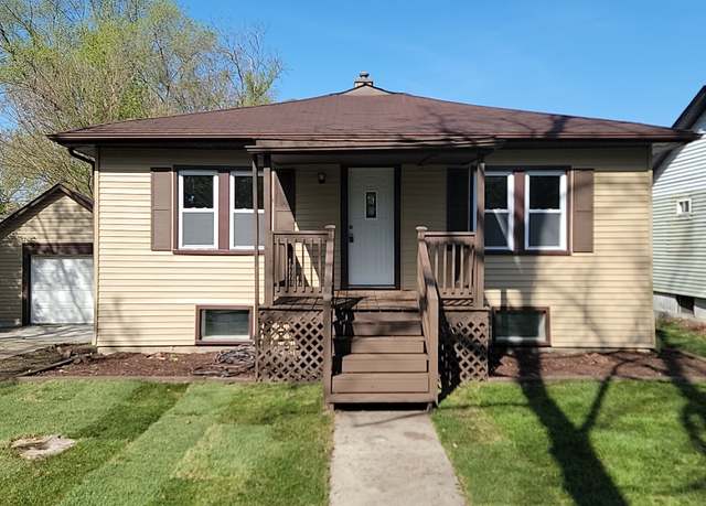 Property at 226 N Wilmette Ave, Westmont, IL 60559, 4 beds, 2 baths