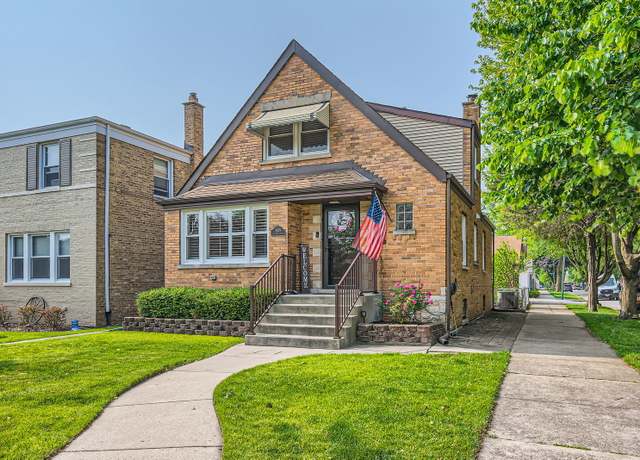 Property at 3859 W 109th Pl, Chicago, IL 60655, 4 beds, 2 baths