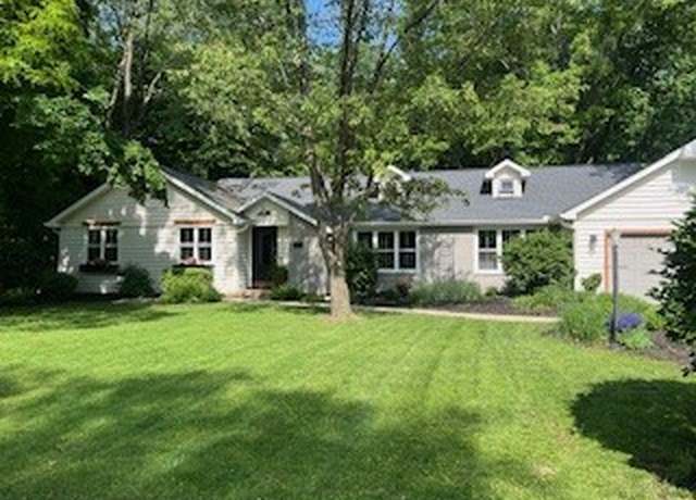 Property at 11005 N Mesa Dr, Peoria, IL 61615, 3 beds, 2.5 baths