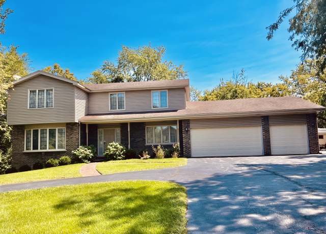 Property at 13049 S 83rd Ct, Palos Park, IL 60464, 4 beds, 2.5 baths