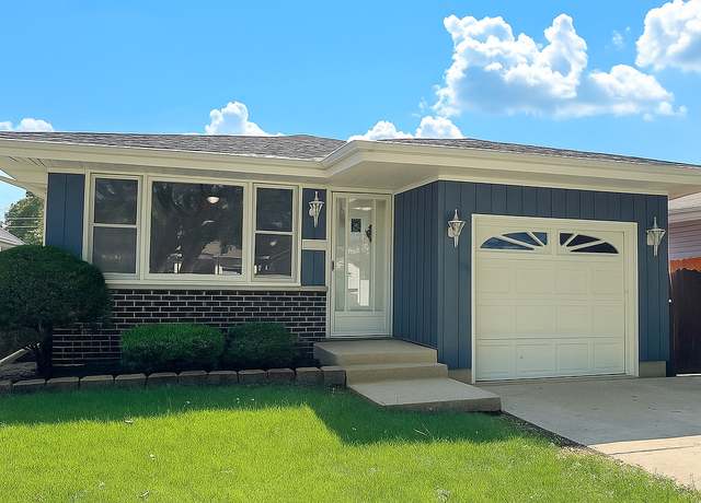 Property at 1106 Frederick St, Joliet, IL 60435, 3 beds, 2 baths