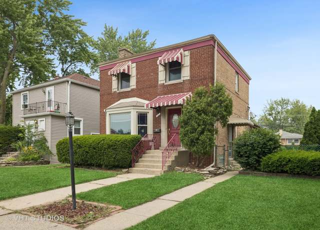Property at 9205 S Utica Ave, Evergreen Park, IL 60805, 4 beds, 2.5 baths