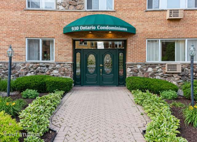 Property at 930 Ontario St Unit 1F, Oak Park, IL 60302, 3 beds, 2 baths