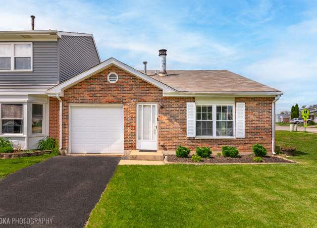 Property at 1345 Georgetown Dr, Carol Stream, IL 60188, 2 beds, 1 bath