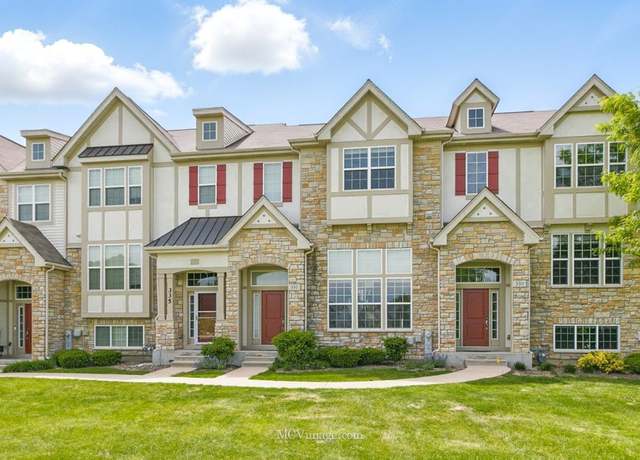 Property at 337 Bennett Dr, Carol Stream, IL 60188, 2 beds, 2.5 baths