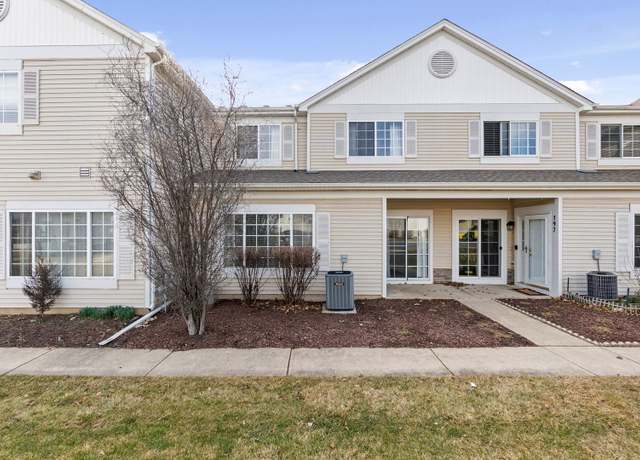 Property at 199 N Oakhurst Dr N #199, Aurora, IL 60504, 2 beds, 1.5 baths