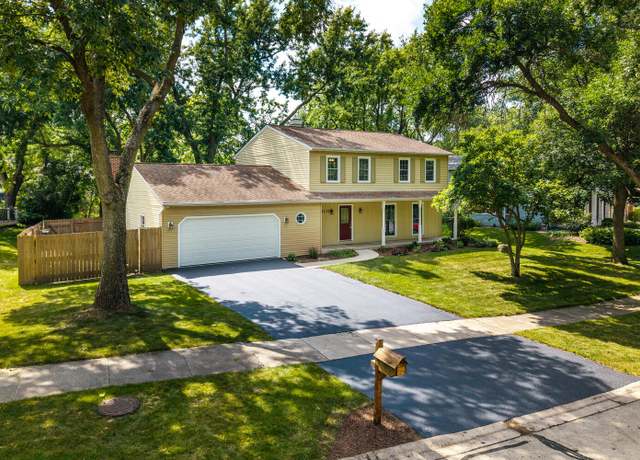 Property at 1137 Overton Ct, Naperville, IL 60540, 4 beds, 2.5 baths