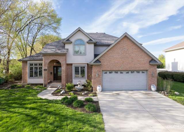 Property at 1305 Campbell St, Joliet, IL 60435, 5 beds, 3.5 baths