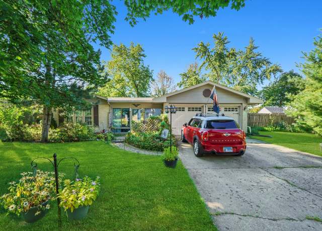 Property at 461 Cumberland Ln, Bolingbrook, IL 60440, 3 beds, 1.5 baths