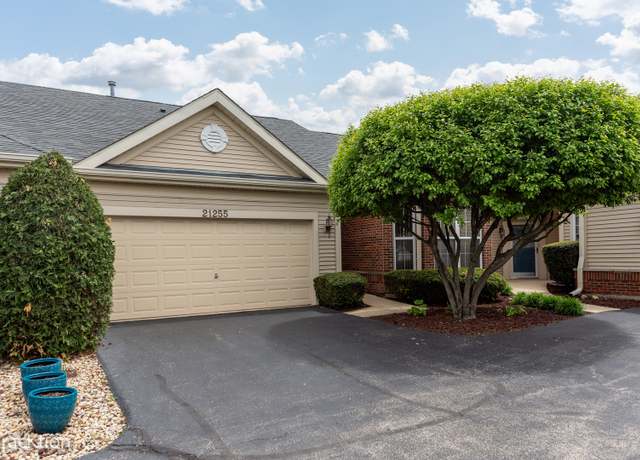 Property at 21255 W Crimson Ct, Plainfield, IL 60544, 2 beds, 1 bath