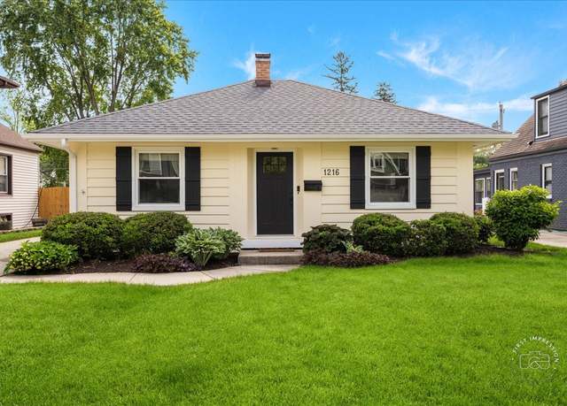 Property at 1216 N Main St, Naperville, IL 60563, 4 beds, 2 baths