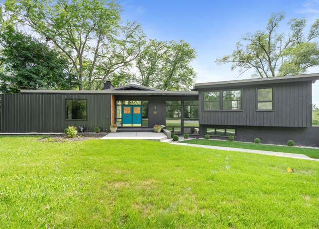 Property at 240 Oxford Rd, North Barrington, IL 60010, 4 beds, 3 baths
