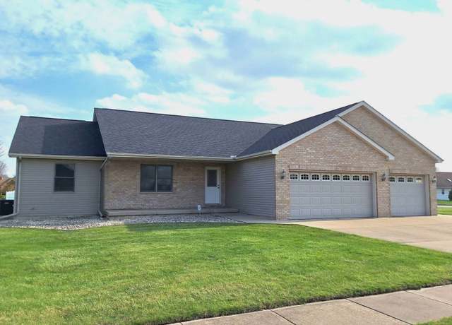 Property at 832 33rd St, Peru, IL 61354, 3 beds, 2 baths
