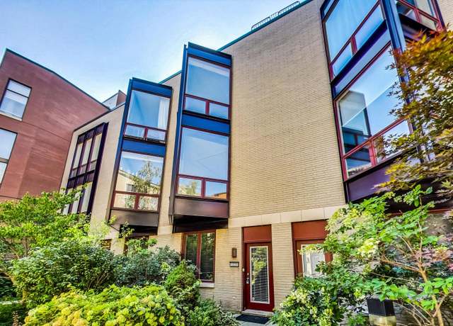 Property at 1223 W Cottage Pl, Chicago, IL 60607, 3 beds, 3 baths