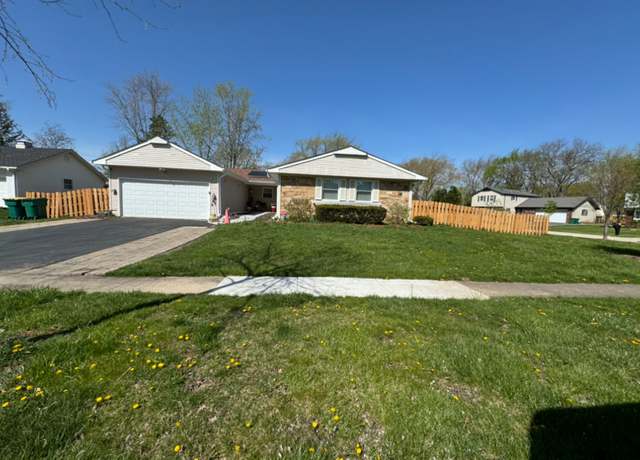Property at 871 Shady Grove Ln, Buffalo Grove, IL 60089, 3 beds, 2 baths