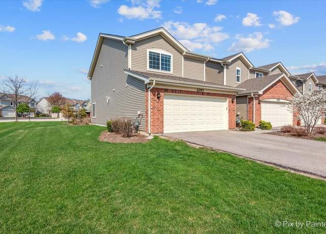 Property at 1297 West Lake Dr, Cary, IL 60013, 3 beds, 2.5 baths