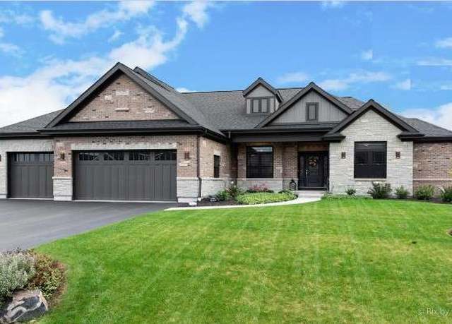 Property at 9915 Henning Dr, Huntley, IL 60142, 3 beds, 2 baths