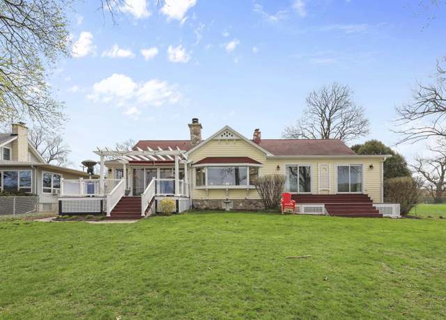 Property at 2115 N Woodlawn Park Ave, Mchenry, IL 60051, 5 beds, 3.5 baths
