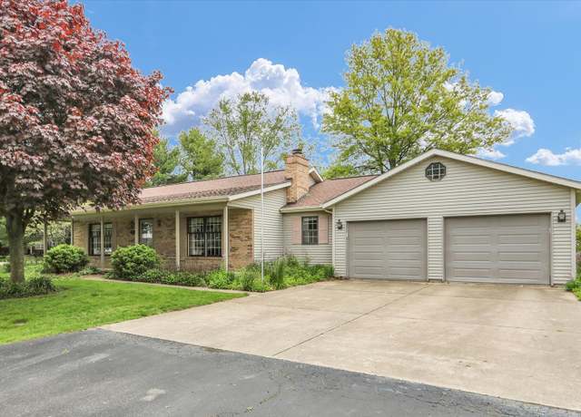 Property at 705 S Scarborough St, Sidney, IL 61877, 3 beds, 2 baths