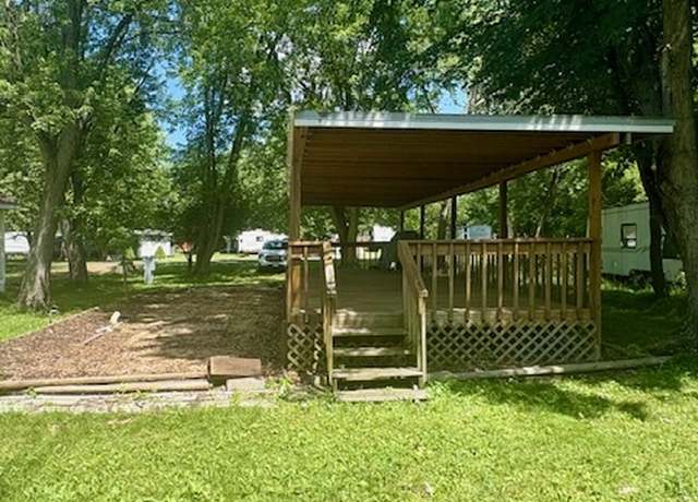 Property at 4/19 Woodhaven, Sublette, IL 61367