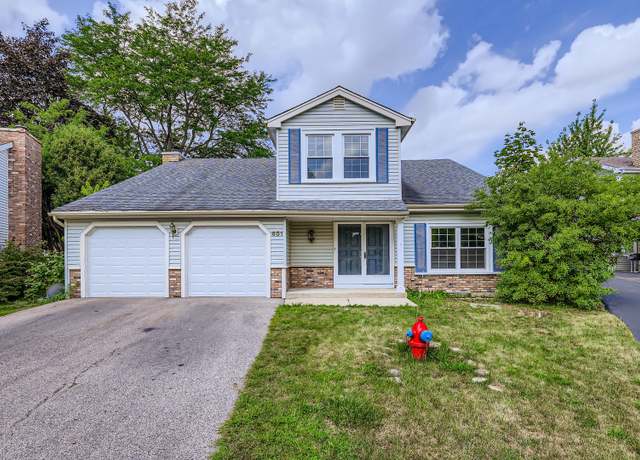 Property at 651 White Ct, Gurnee, IL 60031, 3 beds, 2.5 baths