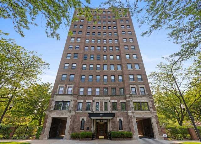 Property at 5510 N Sheridan Rd Unit 17A, Chicago, IL 60640, 2 beds, 2 baths