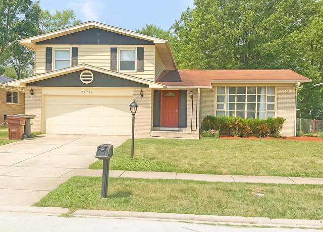 Property at 22904 Valley Dr, Richton Park, IL 60471, 3 beds, 2 baths
