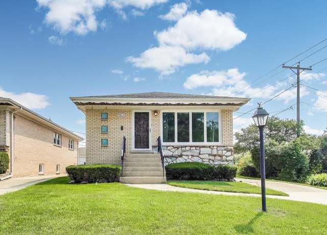 Property at 7615 N Oriole Ave, Niles, IL 60714, 3 beds, 1.5 baths
