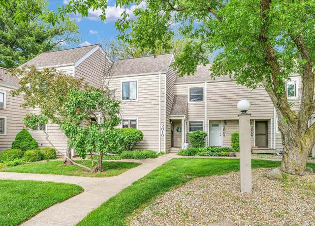 Property at 2010 Blackthorn Dr #0, Champaign, IL 61821, 2 beds, 1.5 baths