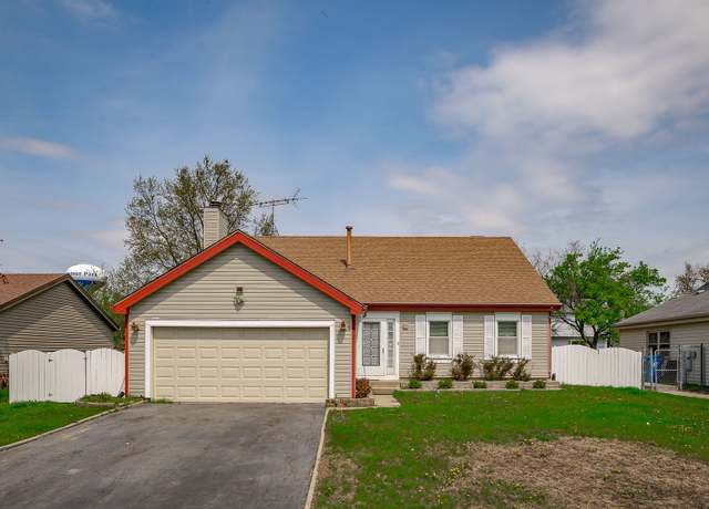 Property at 1880 De Forest Ln, Hanover Park, IL 60133, 3 beds, 2.5 baths
