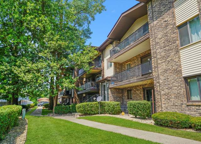 Property at 13540 Lawler Ave #83, Crestwood, IL 60418, 2 beds, 1.5 baths