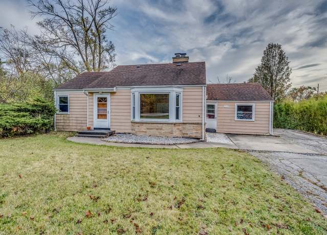Property at 17W517 Manor Ln, Villa Park, IL 60181, 3 beds, 2 baths