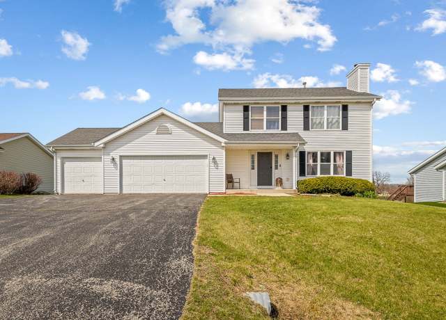 Property at 13057 Country Meadow Dr, Winnebago, IL 61088, 3 beds, 2.5 baths