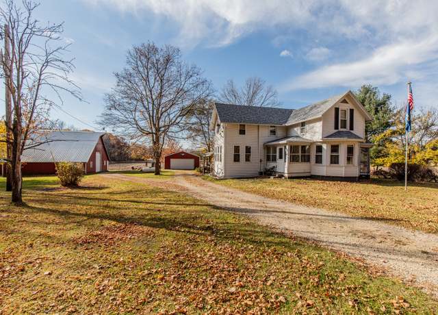 Property at 20763 2215 East St, Princeton, IL 61356, 3 beds, 1 bath