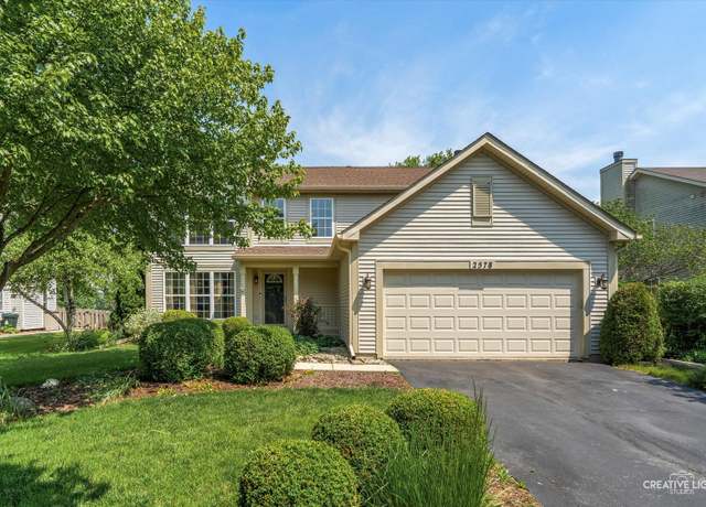 Property at 2578 Wild Dunes Cir, Aurora, IL 60503, 4 beds, 2.5 baths