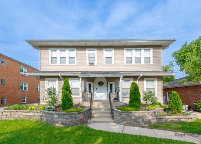 Property at 818 N La Grange Rd, La Grange Park, IL 60526, 4 beds, 2.5 baths