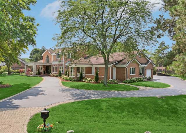 Property at 2430 Dorina Dr, Northfield, IL 60093, 8 beds, 7.5 baths