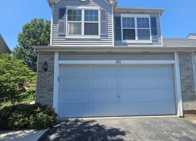 Property at 1111 Colonial Dr, Joliet, IL 60432, 3 beds, 2.5 baths