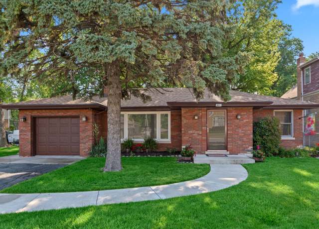 Property at 8011 Lawler Ave, Burbank, IL 60459, 2 beds, 1 bath