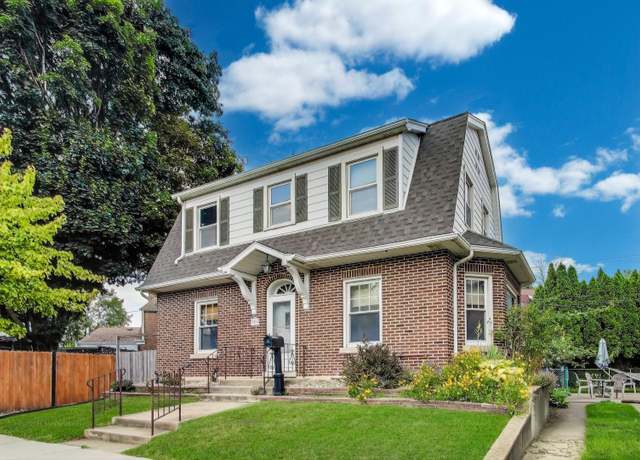 Property at 6320 W Peterson Ave, Chicago, IL 60646, 3 beds, 2.5 baths